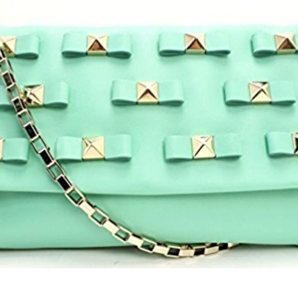 kate spade Handbags - Euc Kate Spade Bow Terrace Felisha Shoulder Bag